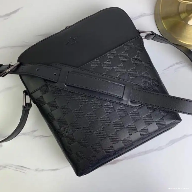 Brother Sam Yupoo Bags LV 19B5790048 0824